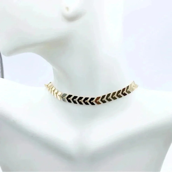 Leaves Choker 18k Gold Plated BEST SELLER - Picture 3 of 6